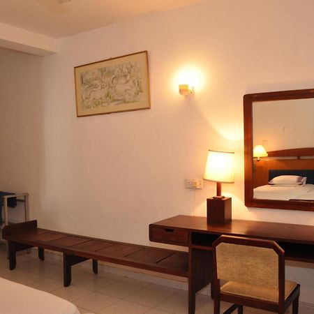 Ykd Tourist Rest Hikkaduwa Hotel Luaran gambar