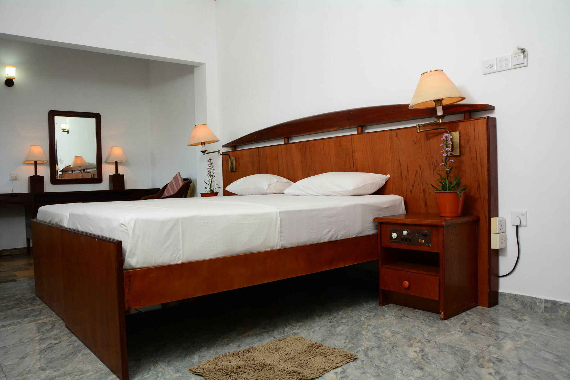 Ykd Tourist Rest Hikkaduwa Hotel Luaran gambar