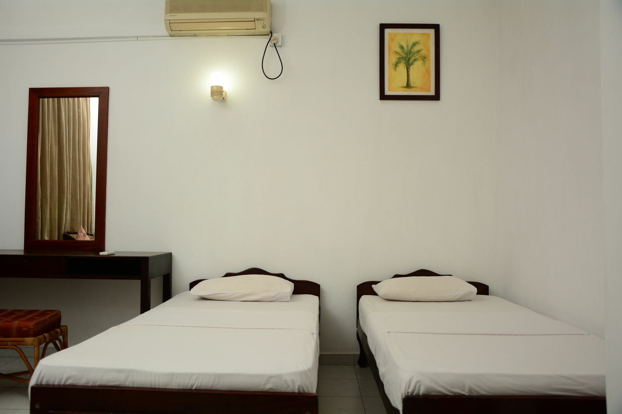 Ykd Tourist Rest Hikkaduwa Hotel Luaran gambar